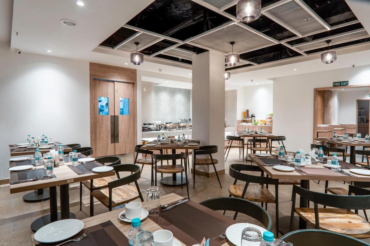 Le Roi Express Paharganj Hotel New Delhi Exterior photo